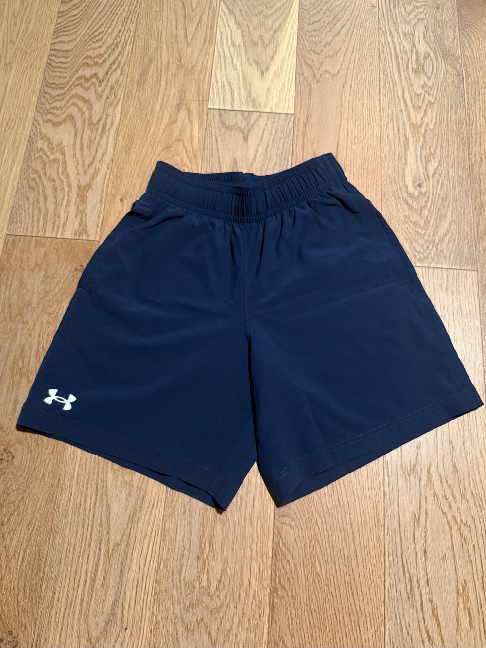 Under Armour Men's Navy Shorts (XS / 7”)